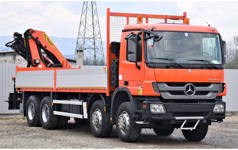 Mercedes-Benz ACTROS 3241 - Bortu kravas automašīna/ Platforma, Kravas auto ar manipulatoru: foto 4 Mercedes-Benz ACTROS 3241 - Bortu kravas automašīna/ Platforma, Kravas auto ar manipulatoru: foto 4