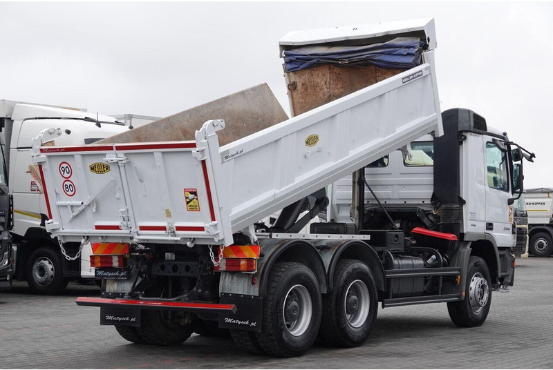 Mercedes-Benz ACTROS 3336 / 6x4 / WYWROTKA / BORDMATIC / HYDROBURTA / MEILLER - Kravas automašīna pašizgāzējs: foto 5 Mercedes-Benz ACTROS 3336 / 6x4 / WYWROTKA / BORDMATIC / HYDROBURTA / MEILLER - Kravas automašīna pašizgāzējs: foto 5