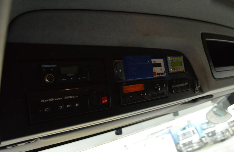 Mercedes-Benz ANTOS 2540 REFRIGERATOR + LIFT + SIDE DOOR līzingu Mercedes-Benz ANTOS 2540 REFRIGERATOR + LIFT + SIDE DOOR: foto 16 Mercedes-Benz ANTOS 2540 REFRIGERATOR + LIFT + SIDE DOOR līzingu Mercedes-Benz ANTOS 2540 REFRIGERATOR + LIFT + SIDE DOOR: foto 16