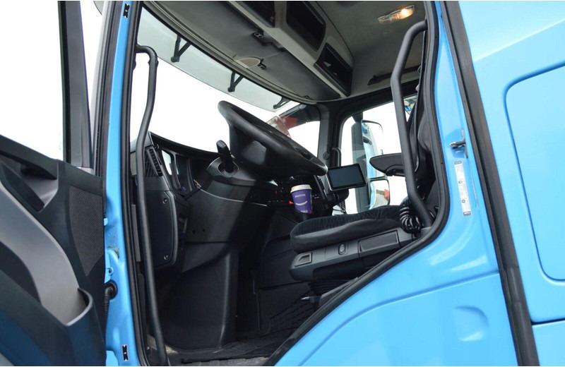 Mercedes-Benz ANTOS 2540 REFRIGERATOR + LIFT + SIDE DOOR līzingu Mercedes-Benz ANTOS 2540 REFRIGERATOR + LIFT + SIDE DOOR: foto 11 Mercedes-Benz ANTOS 2540 REFRIGERATOR + LIFT + SIDE DOOR līzingu Mercedes-Benz ANTOS 2540 REFRIGERATOR + LIFT + SIDE DOOR: foto 11