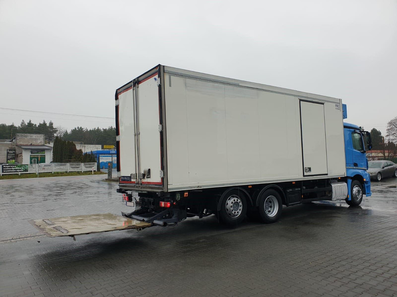 Mercedes-Benz ANTOS 2540 REFRIGERATOR + LIFT + SIDE DOOR - Kravas automašīna refrižerators: foto 4 Mercedes-Benz ANTOS 2540 REFRIGERATOR + LIFT + SIDE DOOR - Kravas automašīna refrižerators: foto 4