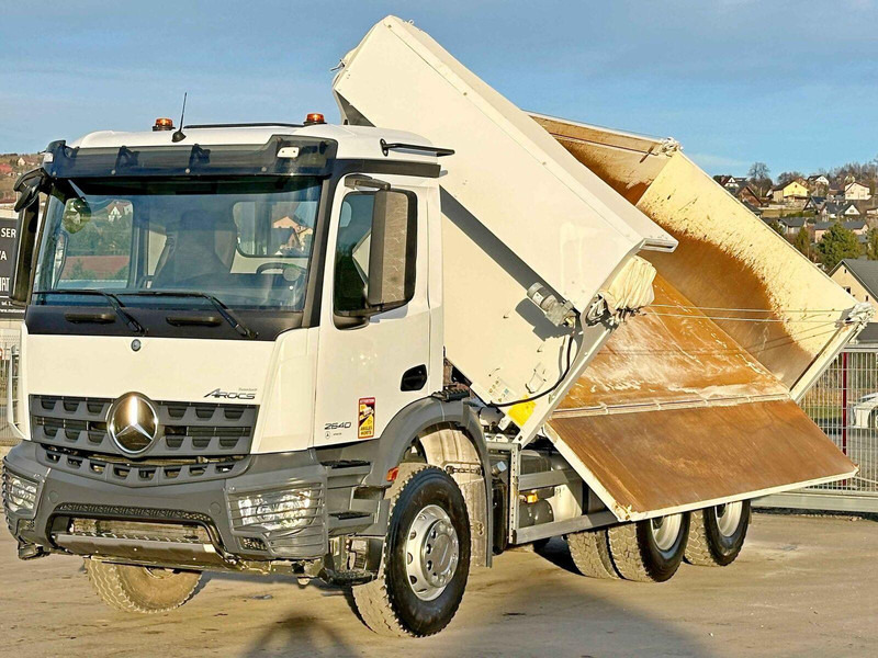 Mercedes-Benz AROCS 2640* KIPPER 5,10 + BORDMATIC / 6x4 - Kravas automašīna pašizgāzējs: foto 3 Mercedes-Benz AROCS 2640* KIPPER 5,10 + BORDMATIC / 6x4 - Kravas automašīna pašizgāzējs: foto 3