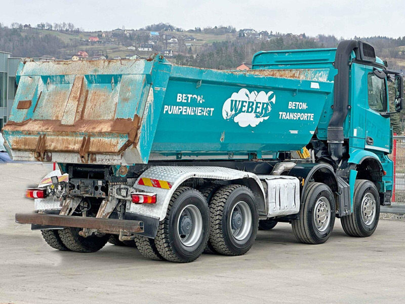 Mercedes-Benz AROCS 4142* KIPPER / 8x4 * TOPZUSTAND - Kravas automašīna pašizgāzējs: foto 4 Mercedes-Benz AROCS 4142* KIPPER / 8x4 * TOPZUSTAND - Kravas automašīna pašizgāzējs: foto 4