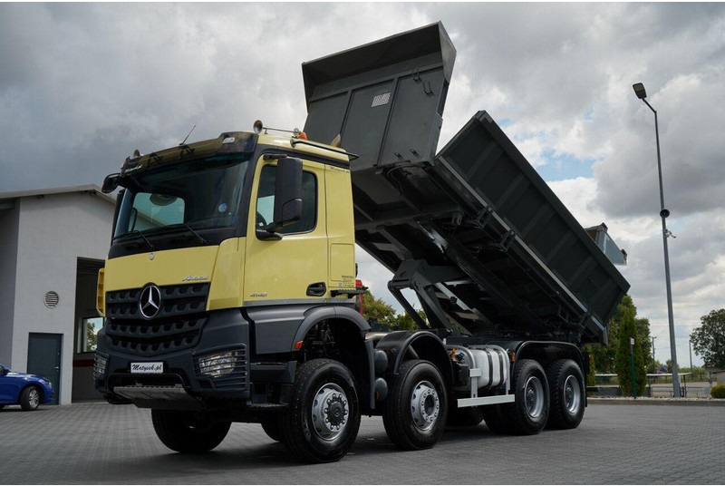 Mercedes-Benz AROCS 4148 - Kravas automašīna pašizgāzējs: foto 1 Mercedes-Benz AROCS 4148 - Kravas automašīna pašizgāzējs: foto 1