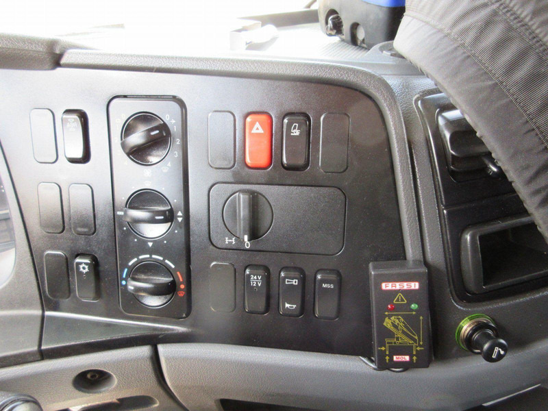 Mercedes-Benz ATEGO 1224 L - Bortu kravas automašīna/ Platforma, Kravas auto ar manipulatoru: foto 3 Mercedes-Benz ATEGO 1224 L - Bortu kravas automašīna/ Platforma, Kravas auto ar manipulatoru: foto 3