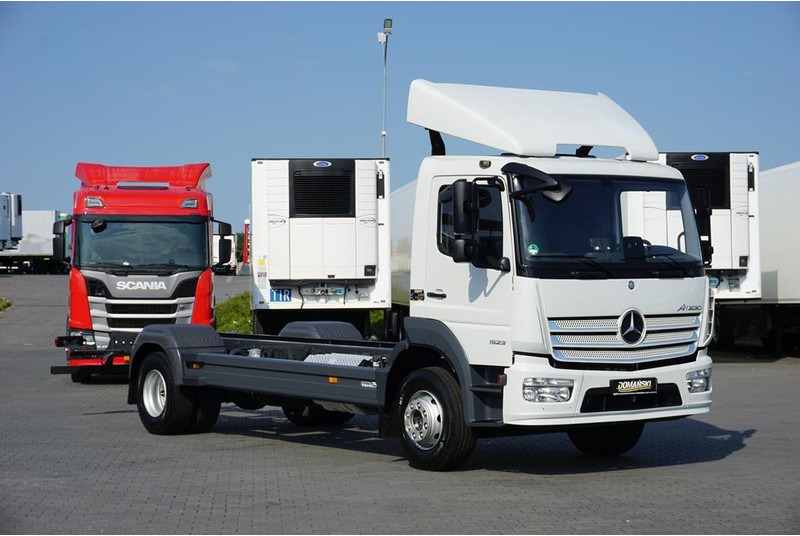 Mercedes-Benz ATEGO / 1523 / ACC / EURO 6 / PODWOZIE DO ZABUDOWY / DŁ. 6,75 M - Šasija kravas automašīna: foto 1 Mercedes-Benz ATEGO / 1523 / ACC / EURO 6 / PODWOZIE DO ZABUDOWY / DŁ. 6,75 M - Šasija kravas automašīna: foto 1