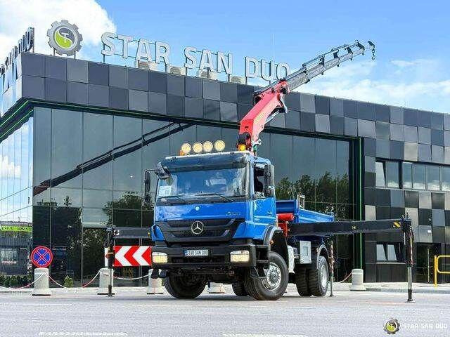Mercedes-Benz AXOR 1833 4x4 Palfinger PK 22002 EH Crane Winch - Kravas automašīna pašizgāzējs, Kravas auto ar manipulatoru: foto 1 Mercedes-Benz AXOR 1833 4x4 Palfinger PK 22002 EH Crane Winch - Kravas automašīna pašizgāzējs, Kravas auto ar manipulatoru: foto 1