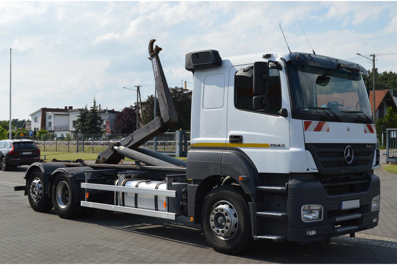 Mercedes-Benz AXOR 2543 HOOK JANCO HS20 14T KLIMA WEBASTO Bed Steering Axle Au - Pacēlājs ar āķi: foto 5 Mercedes-Benz AXOR 2543 HOOK JANCO HS20 14T KLIMA WEBASTO Bed Steering Axle Au - Pacēlājs ar āķi: foto 5
