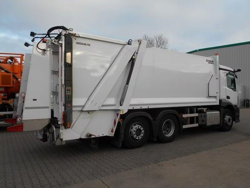 Mercedes-Benz Actros 2536 - Garbage truck - Atkritumu vedējs: foto 3 Mercedes-Benz Actros 2536 - Garbage truck - Atkritumu vedējs: foto 3