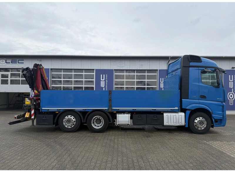 Mercedes-Benz Actros 2545 - Flatbed + crane 6x2 - Bortu kravas automašīna/ Platforma, Kravas auto ar manipulatoru: foto 5 Mercedes-Benz Actros 2545 - Flatbed + crane 6x2 - Bortu kravas automašīna/ Platforma, Kravas auto ar manipulatoru: foto 5