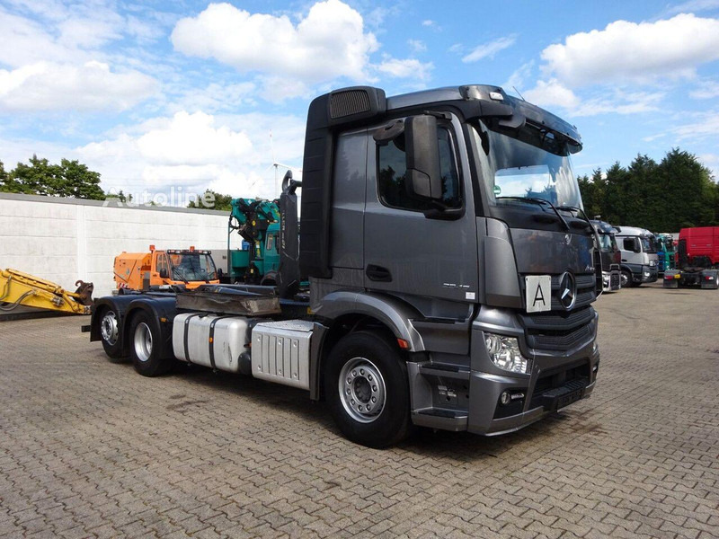 Mercedes-Benz Actros 2545 Hook lift truck 6x2 - Pacēlājs ar āķi, Kravas auto ar manipulatoru: foto 3 Mercedes-Benz Actros 2545 Hook lift truck 6x2 - Pacēlājs ar āķi, Kravas auto ar manipulatoru: foto 3