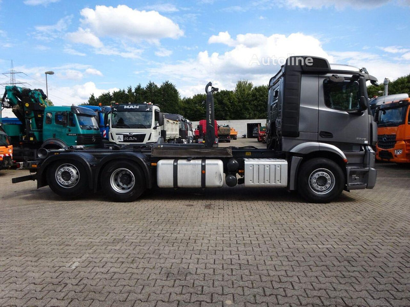 Mercedes-Benz Actros 2545 Hook lift truck 6x2 - Pacēlājs ar āķi, Kravas auto ar manipulatoru: foto 5 Mercedes-Benz Actros 2545 Hook lift truck 6x2 - Pacēlājs ar āķi, Kravas auto ar manipulatoru: foto 5