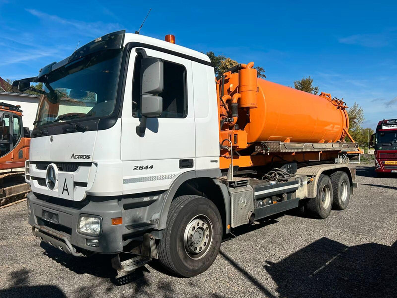 Mercedes-Benz Actros 2644 - Vacuum truck - Asenizācijas mašīna: foto 1 Mercedes-Benz Actros 2644 - Vacuum truck - Asenizācijas mašīna: foto 1