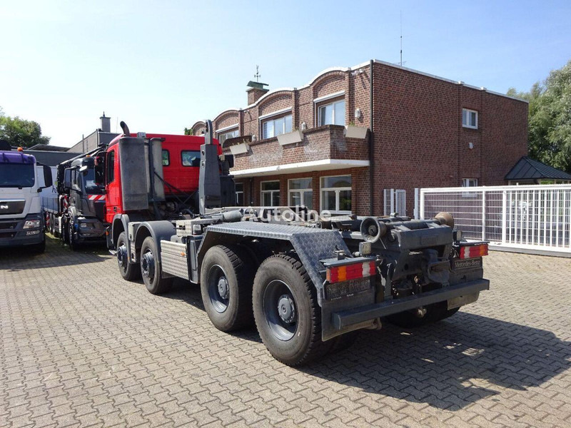 Mercedes-Benz Actros 3246 - Hook lift truck - Pacēlājs ar āķi: foto 5 Mercedes-Benz Actros 3246 - Hook lift truck - Pacēlājs ar āķi: foto 5