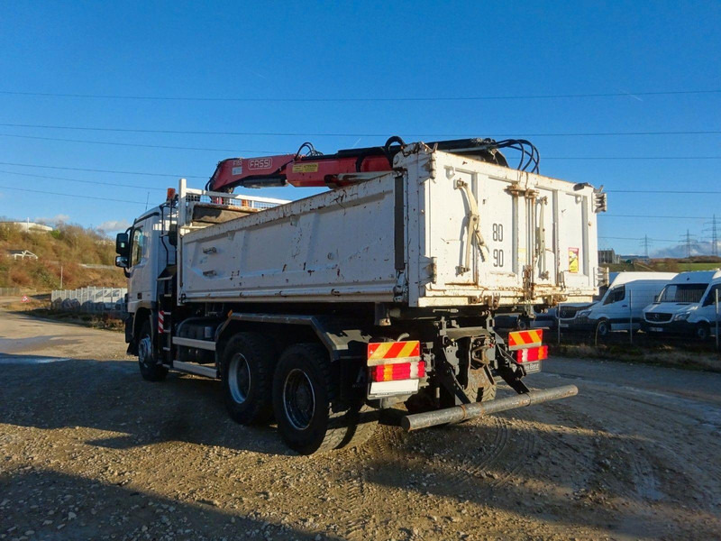 Mercedes-Benz Actros 3336 6x4 Three sided Tipper + Crane FASSI F155A.0.22 - Kravas automašīna pašizgāzējs, Kravas auto ar manipulatoru: foto 5 Mercedes-Benz Actros 3336 6x4 Three sided Tipper + Crane FASSI F155A.0.22 - Kravas automašīna pašizgāzējs, Kravas auto ar manipulatoru: foto 5