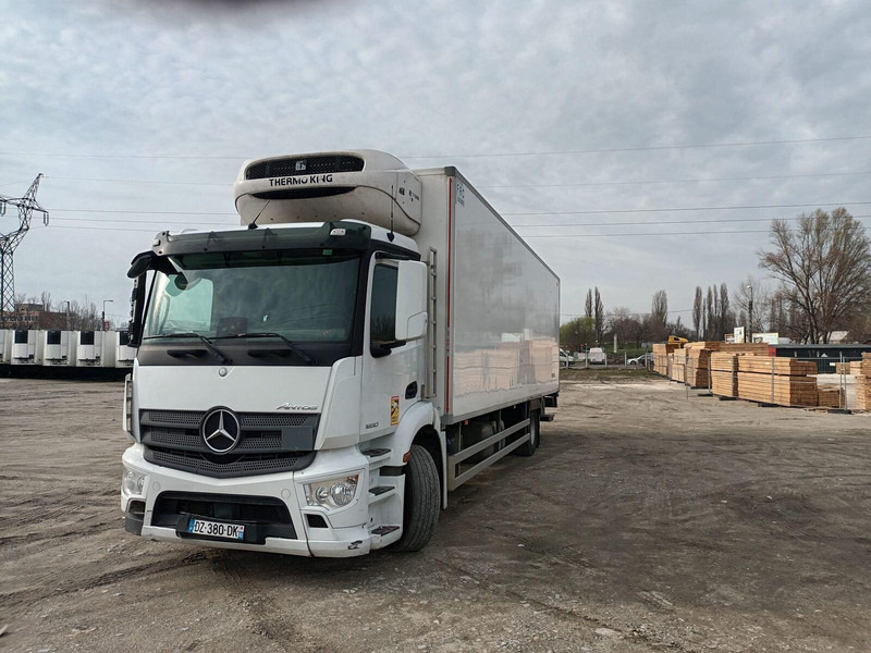 Mercedes-Benz Antos 1830 - TK T-1200R + ATP 8.7meter - Kravas automašīna refrižerators: foto 2 Mercedes-Benz Antos 1830 - TK T-1200R + ATP 8.7meter - Kravas automašīna refrižerators: foto 2