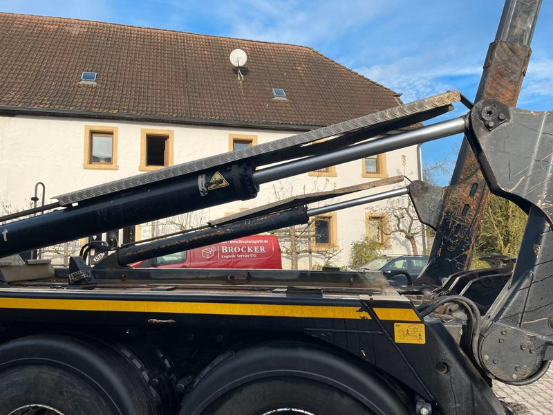 Būvgružu konteineru vedējs Mercedes-Benz Antos 2545 - Meiller AK 16 MT Absetzkipper: foto 11 Būvgružu konteineru vedējs Mercedes-Benz Antos 2545 - Meiller AK 16 MT Absetzkipper: foto 11