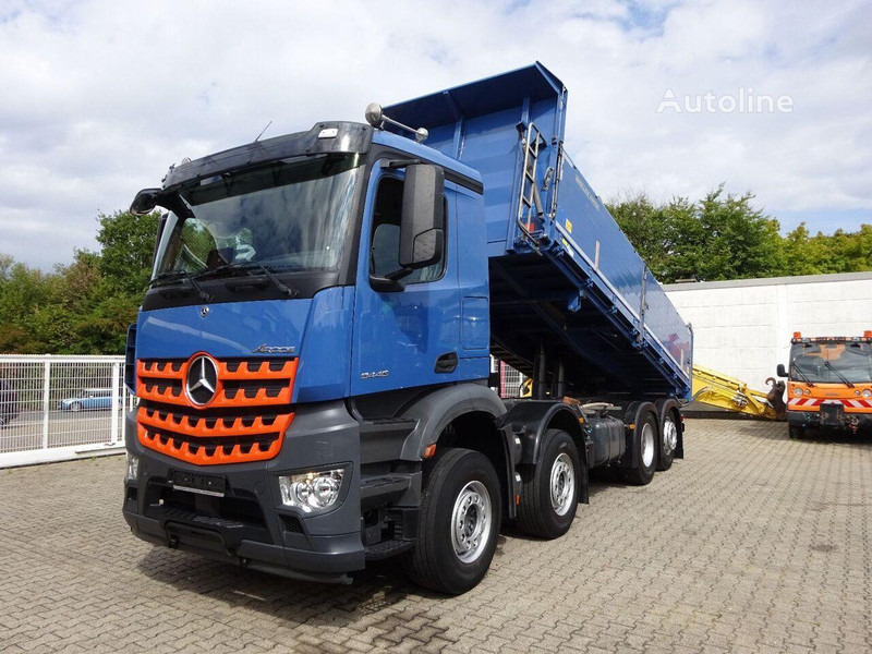 Mercedes-Benz Arocs 3446 - Tipper truck - Kravas automašīna pašizgāzējs: foto 1 Mercedes-Benz Arocs 3446 - Tipper truck - Kravas automašīna pašizgāzējs: foto 1