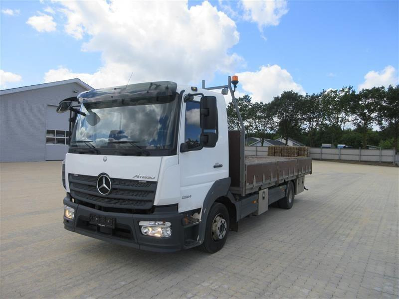 Mercedes-Benz Atego 1224 LNR - Bortu kravas automašīna/ Platforma, Kravas auto ar manipulatoru: foto 2 Mercedes-Benz Atego 1224 LNR - Bortu kravas automašīna/ Platforma, Kravas auto ar manipulatoru: foto 2