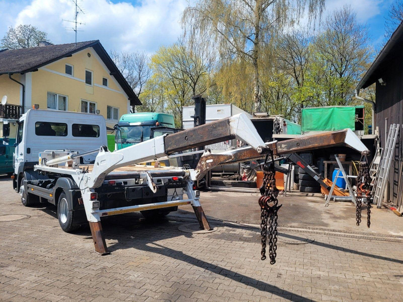 Mercedes-Benz Atego 818 Skip loader - Būvgružu konteineru vedējs: foto 5 Mercedes-Benz Atego 818 Skip loader - Būvgružu konteineru vedējs: foto 5