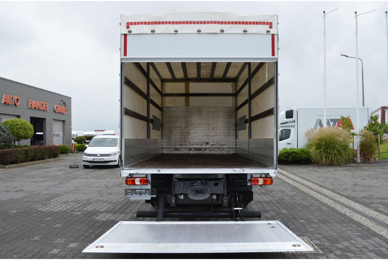 Mercedes-Benz Atego 818 TILT+LIFT 1.HAND 72000km !! - Kravas automašīna ar slēgto virsbūvi: foto 5 Mercedes-Benz Atego 818 TILT+LIFT 1.HAND 72000km !! - Kravas automašīna ar slēgto virsbūvi: foto 5