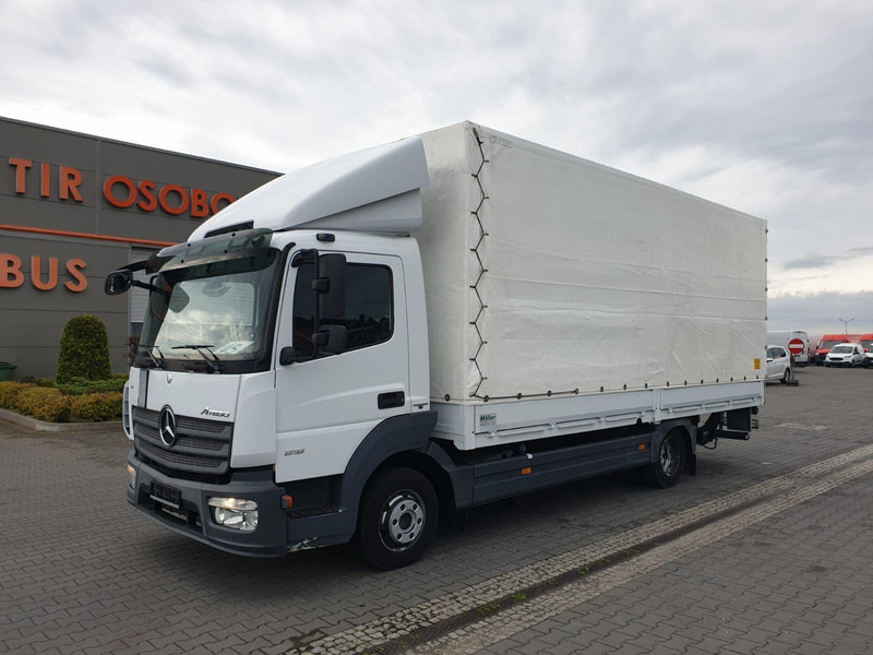 Mercedes-Benz Atego 818 TILT+LIFT 1.HAND 72000km !! - Kravas automašīna ar slēgto virsbūvi: foto 1 Mercedes-Benz Atego 818 TILT+LIFT 1.HAND 72000km !! - Kravas automašīna ar slēgto virsbūvi: foto 1