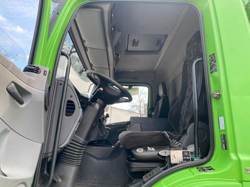 Kravas automašīna pašizgāzējs Mercedes-Benz Axor 1829: foto 10 Kravas automašīna pašizgāzējs Mercedes-Benz Axor 1829: foto 10