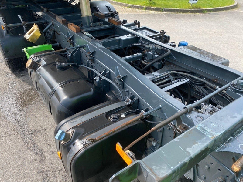 Kravas automašīna pašizgāzējs Mercedes-Benz Axor 1829: foto 15 Kravas automašīna pašizgāzējs Mercedes-Benz Axor 1829: foto 15