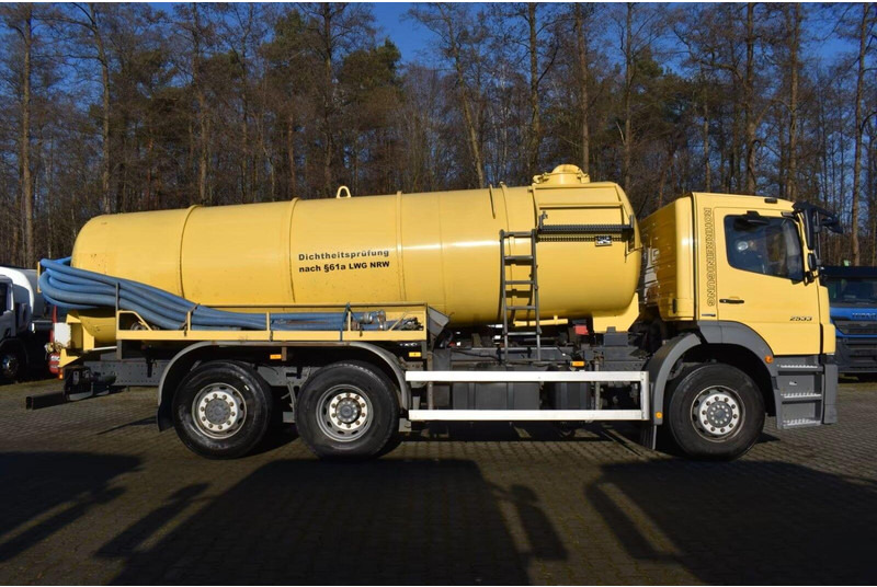 Mercedes-Benz Axor 2533 - Vacuum truck - Asenizācijas mašīna: foto 3 Mercedes-Benz Axor 2533 - Vacuum truck - Asenizācijas mašīna: foto 3