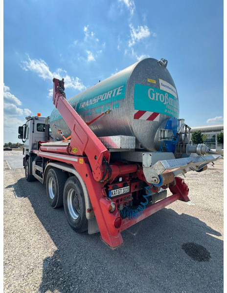 Mercedes-Benz MP 3 2648,6x4,voll-blatt-gefedert,Absetzer - Būvgružu konteineru vedējs: foto 3 Mercedes-Benz MP 3 2648,6x4,voll-blatt-gefedert,Absetzer - Būvgružu konteineru vedējs: foto 3