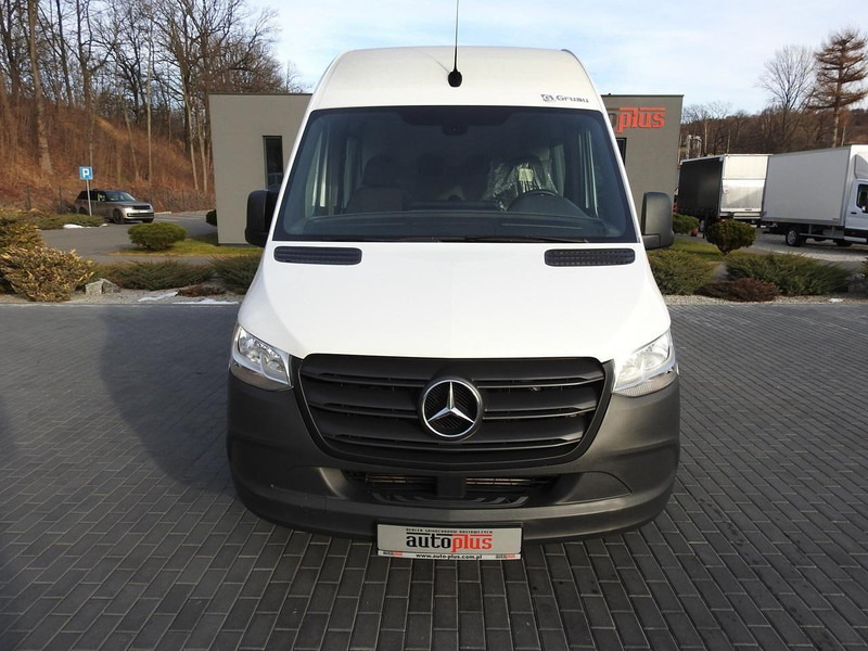 Mercedes-Benz SPRINTER 314 FURGON BRYGADÓWKA 6 MIEJSC TEMPOMAT KLIMATYZACJA - Mikroautobuss, Pasažieru furgons: foto 5 Mercedes-Benz SPRINTER 314 FURGON BRYGADÓWKA 6 MIEJSC TEMPOMAT KLIMATYZACJA - Mikroautobuss, Pasažieru furgons: foto 5