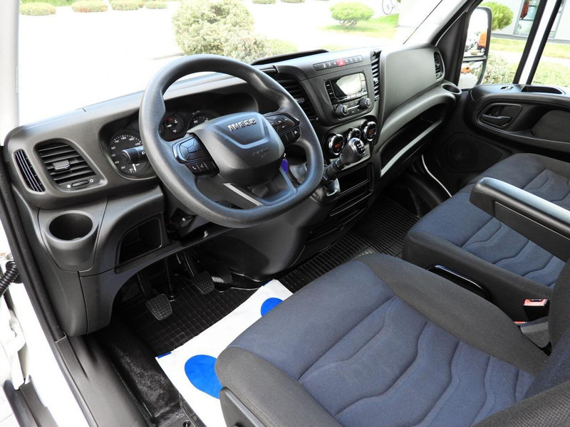 Mercedes-Benz SPRINTER 514 KONTENER WINDA 8 PALET TEMPOMAT BLIŹNIACZE KOŁA KLI - Furgons ar slēgtā virsbūve: foto 2 Mercedes-Benz SPRINTER 514 KONTENER WINDA 8 PALET TEMPOMAT BLIŹNIACZE KOŁA KLI - Furgons ar slēgtā virsbūve: foto 2