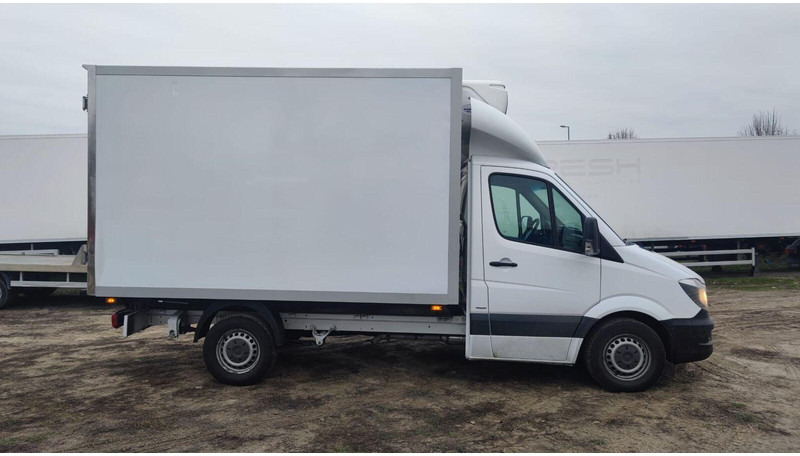 Mercedes-Benz Sprinter 316 cdi - Carrier Xarios 500 frigo - 3,5t - 220V - Komercauto refrižerators: foto 3 Mercedes-Benz Sprinter 316 cdi - Carrier Xarios 500 frigo - 3,5t - 220V - Komercauto refrižerators: foto 3