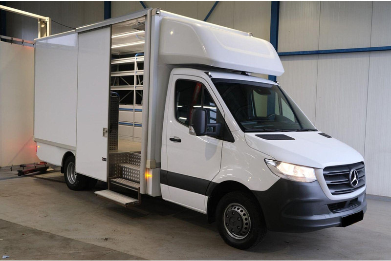 Mercedes-Benz Sprinter 516 Koffer Service truck - Tirdzniecības kravas automašīna: foto 3 Mercedes-Benz Sprinter 516 Koffer Service truck - Tirdzniecības kravas automašīna: foto 3