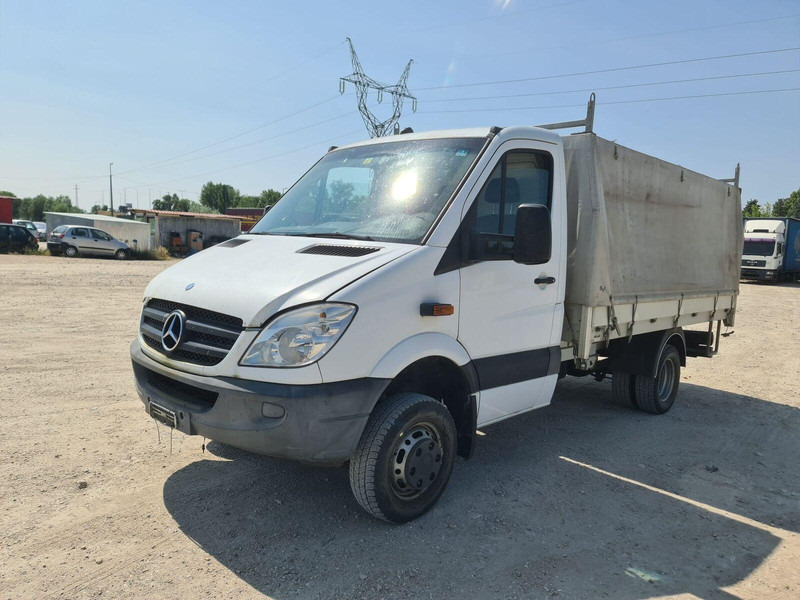 Mercedes-Benz Sprinter 519 CDi 4x4x - Pritsche+Plane - Furgons ar tentu: foto 3 Mercedes-Benz Sprinter 519 CDi 4x4x - Pritsche+Plane - Furgons ar tentu: foto 3