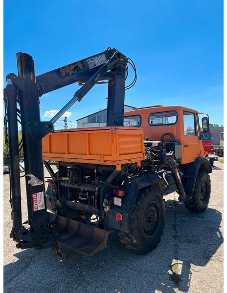 Mercedes-Benz UNIMOG - Kravas automašīna pašizgāzējs, Kravas auto ar manipulatoru: foto 5 Mercedes-Benz UNIMOG - Kravas automašīna pašizgāzējs, Kravas auto ar manipulatoru: foto 5