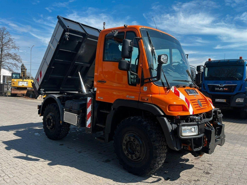 Mercedes-Benz UNIMOG U400 405/12 ZUGMASCHINE/ KIPPER - Bezceļu pašizgāzējs: foto 1 Mercedes-Benz UNIMOG U400 405/12 ZUGMASCHINE/ KIPPER - Bezceļu pašizgāzējs: foto 1