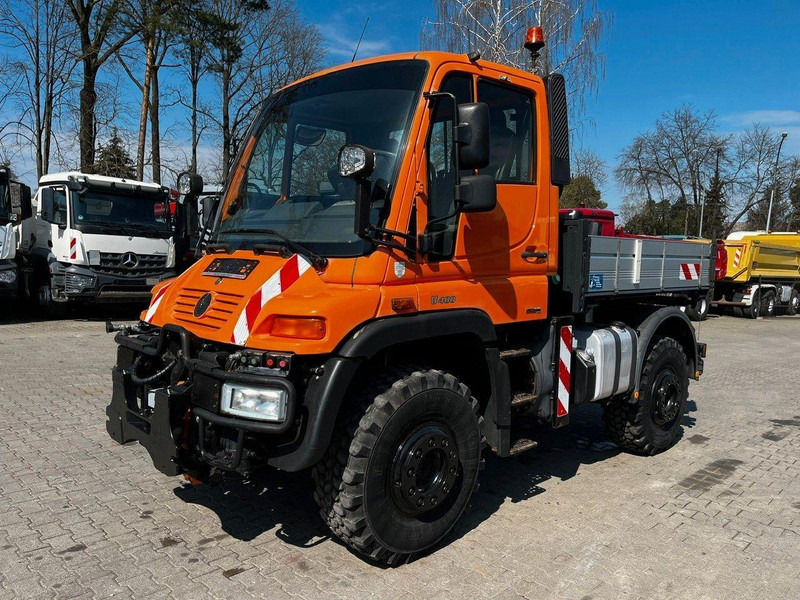 Mercedes-Benz UNIMOG U400 405/12 ZUGMASCHINE/ KIPPER - Bezceļu pašizgāzējs: foto 2 Mercedes-Benz UNIMOG U400 405/12 ZUGMASCHINE/ KIPPER - Bezceļu pašizgāzējs: foto 2