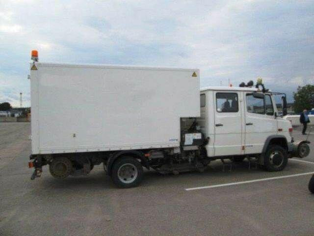 Mercedes-Benz VARIO Schörling RAIL ROAD Two Way Schienen - Kravas automašīna ar slēgto virsbūvi: foto 3 Mercedes-Benz VARIO Schörling RAIL ROAD Two Way Schienen - Kravas automašīna ar slēgto virsbūvi: foto 3