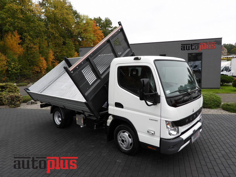 Mitsubishi CANTER FUSO 3C15 - Kravas automašīna pašizgāzējs: foto 1 Mitsubishi CANTER FUSO 3C15 - Kravas automašīna pašizgāzējs: foto 1