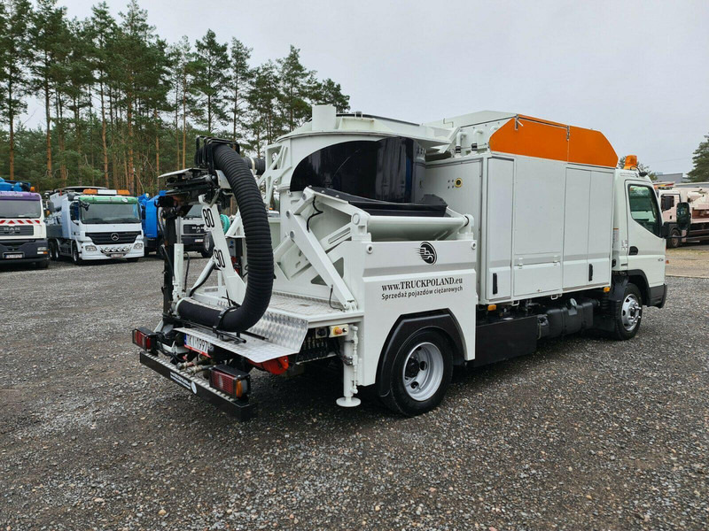 Mitsubishi CANTER Szippantóskocsi - Asenizācijas mašīna: foto 5 Mitsubishi CANTER Szippantóskocsi - Asenizācijas mašīna: foto 5