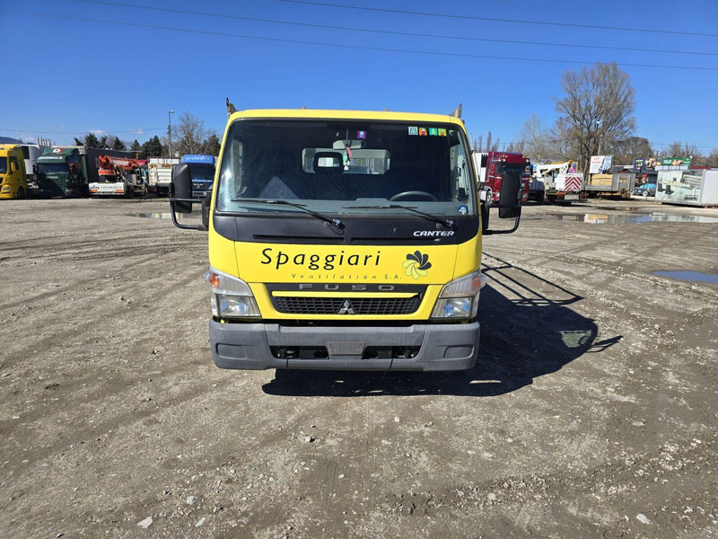 Mitsubishi Canter 3,0 d - Pritsche - Automašīna ar kravas platformu: foto 2 Mitsubishi Canter 3,0 d - Pritsche - Automašīna ar kravas platformu: foto 2