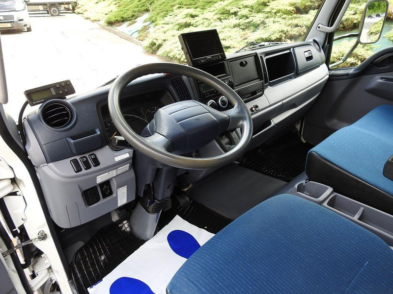 Mitsubishi Fuso CANTER FUSO 7C15 KONTENER CHŁODNIA WINDA 14 PALET -4*C ZASILANIE - Kravas automašīna refrižerators: foto 2 Mitsubishi Fuso CANTER FUSO 7C15 KONTENER CHŁODNIA WINDA 14 PALET -4*C ZASILANIE - Kravas automašīna refrižerators: foto 2