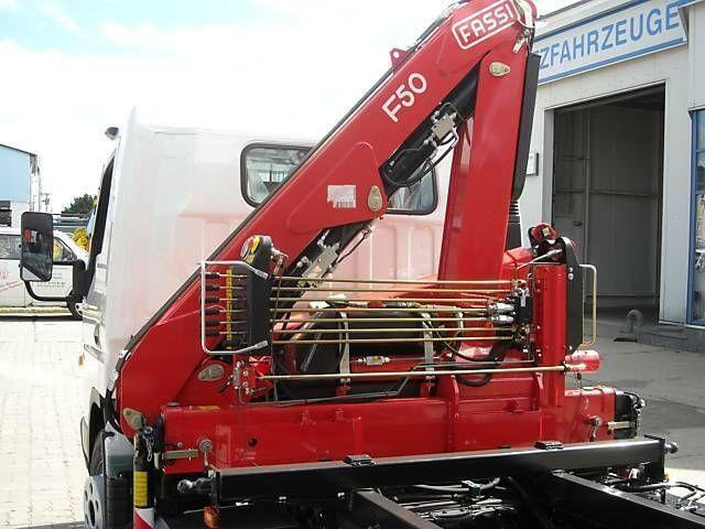 Mitsubishi Fuso Canter 7C15 - Tipper+crane - Kravas automašīna pašizgāzējs, Kravas auto ar manipulatoru: foto 4 Mitsubishi Fuso Canter 7C15 - Tipper+crane - Kravas automašīna pašizgāzējs, Kravas auto ar manipulatoru: foto 4