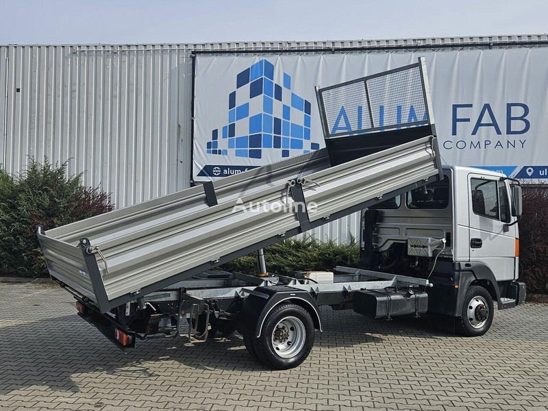 Nissan Atleon 35.110 3 way tipper - Komercauto pašizgāzējs: foto 5 Nissan Atleon 35.110 3 way tipper - Komercauto pašizgāzējs: foto 5