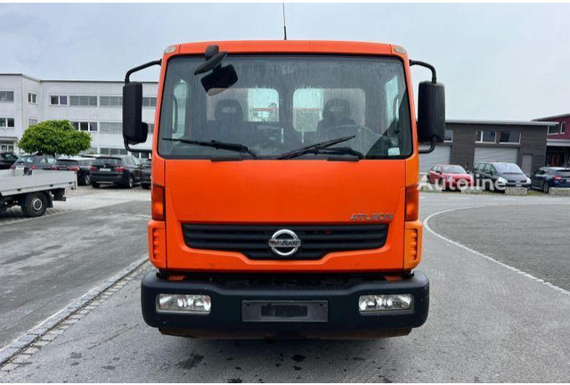 Nissan Atleon 80.19 - Hook lift truck+tipper - Pacēlājs ar āķi: foto 3 Nissan Atleon 80.19 - Hook lift truck+tipper - Pacēlājs ar āķi: foto 3