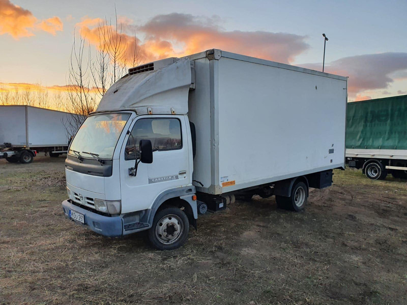 Nissan Cabstar 3,0 TDi - Thermo King V400 Max frigo - Komercauto refrižerators: foto 2 Nissan Cabstar 3,0 TDi - Thermo King V400 Max frigo - Komercauto refrižerators: foto 2
