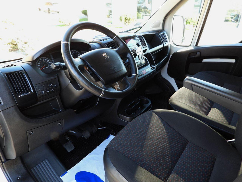 Peugeot BOXER PLANDEKA - Furgons ar tentu: foto 2 Peugeot BOXER PLANDEKA - Furgons ar tentu: foto 2