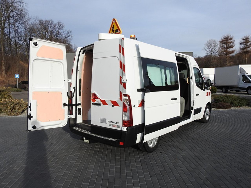 Renault MASTER FURGON BRYGADÓWKA 7 MIEJSC TEMPOMAT KLIMATYZACJA LEDY 1 - Mikroautobuss, Pasažieru furgons: foto 3 Renault MASTER FURGON BRYGADÓWKA 7 MIEJSC TEMPOMAT KLIMATYZACJA LEDY 1 - Mikroautobuss, Pasažieru furgons: foto 3