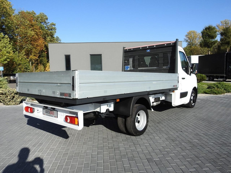 Renault MASTER SKRZYNIA TEMPOMAT KLIMATYZACJA LEDY BLIŹNIACZE KOŁA 130K - Automašīna ar kravas platformu: foto 3 Renault MASTER SKRZYNIA TEMPOMAT KLIMATYZACJA LEDY BLIŹNIACZE KOŁA 130K - Automašīna ar kravas platformu: foto 3